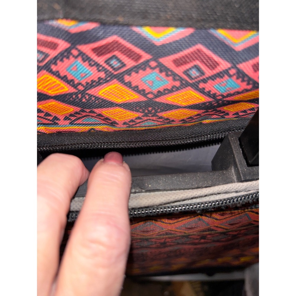 Traveland Carry on  Geometric Print Travel Bag /School Bookbag - Picture 8 of 16